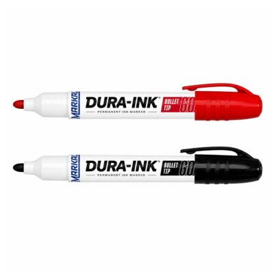 Markal Dura-Ink Bullet 60 permanent merkepenn med 3 mm bullet-spiss og vannbestandig blekk, tilgjengelig i rød og sort.