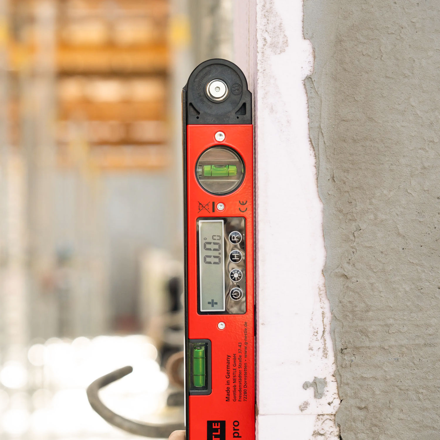 NESTLE DIGIT 50 pro digital vinkelmåler og helningsmåler med LCD-display og CNC-frest aluminium.