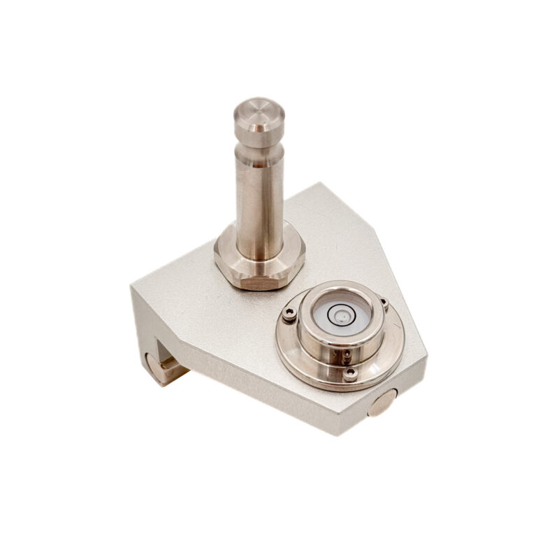 Magnetisk prismeadapter for jernbaneskinner med QL Leicatopp, kraftige magneter og libelle.