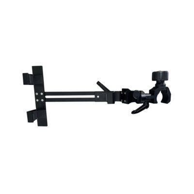 Brakett og stangfeste for målebok og nettbrett montert på GNSS-stang.